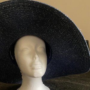 Adrienne Vittadini - Hat
